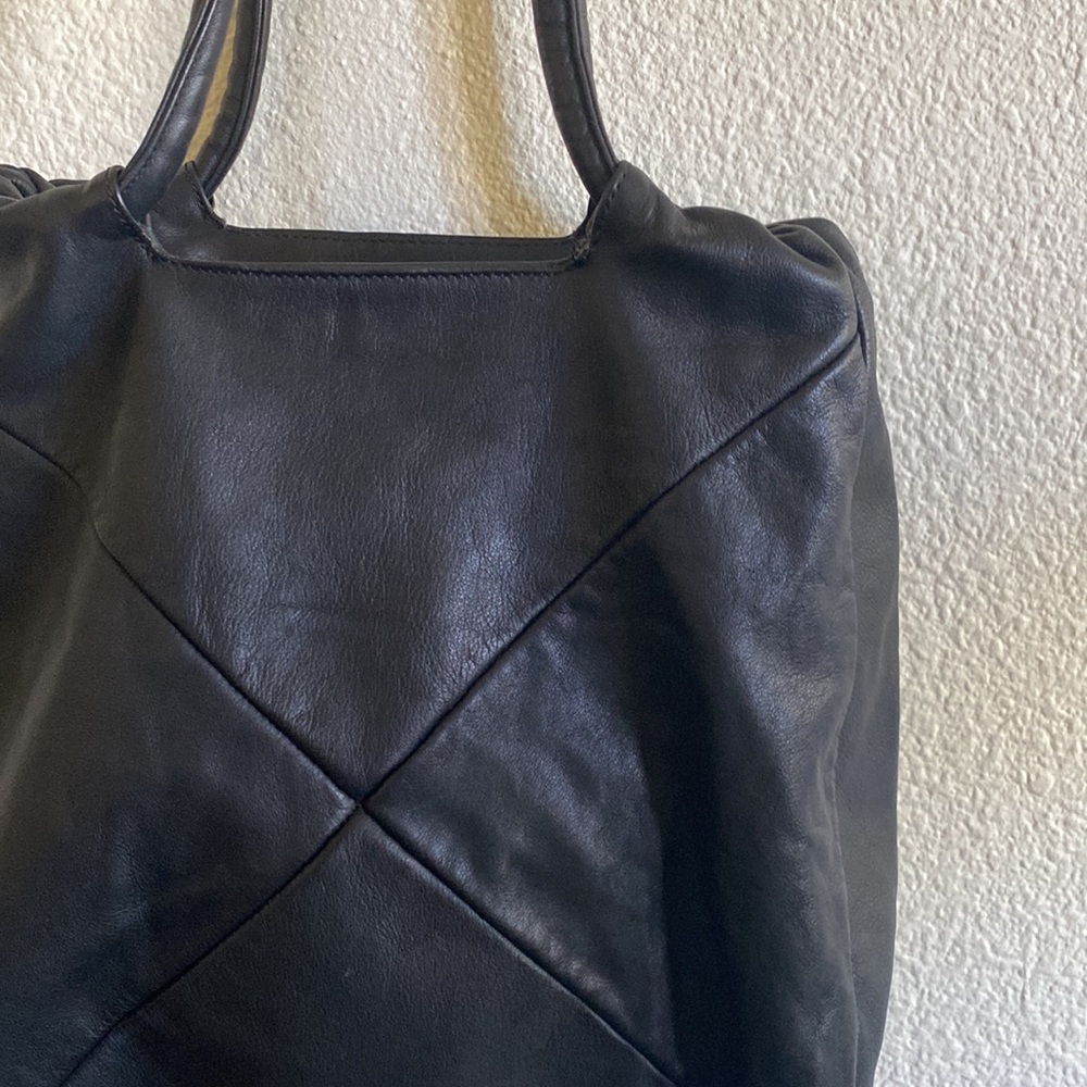 🌟Giorgio Armani🌟 leather crossbody bag